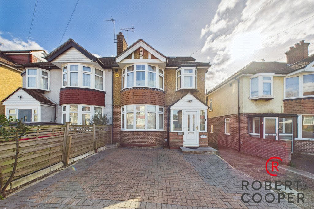 Court Farm Road, Northolt, UB5