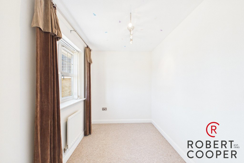 Aspen Grove, Pinner, HA5, photo 12