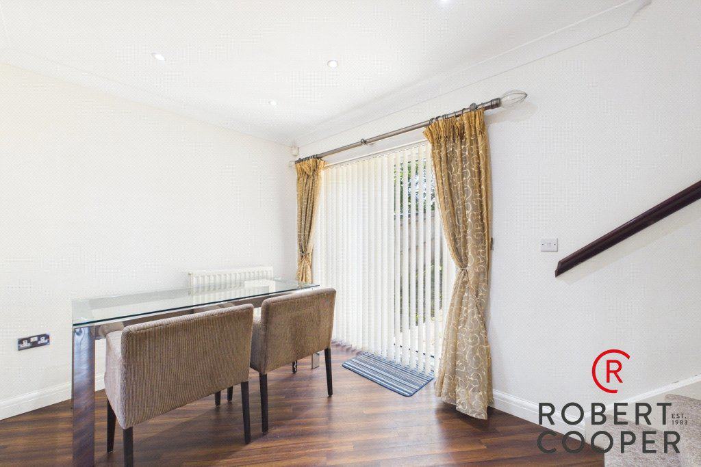 Aspen Grove, Pinner, HA5, photo 14