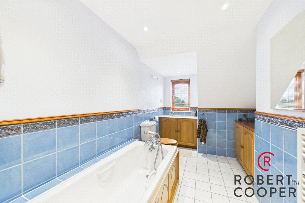 Springwell Lane, Harefield, UB9, photo 9