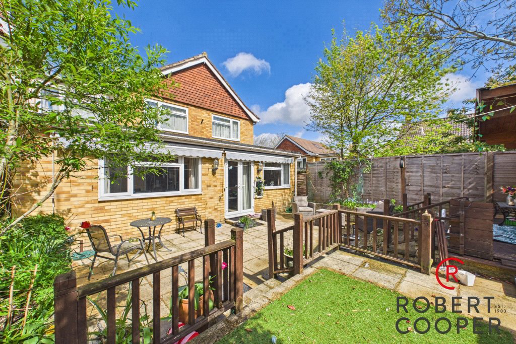 Farmlands, Pinner, HA5, photo 6