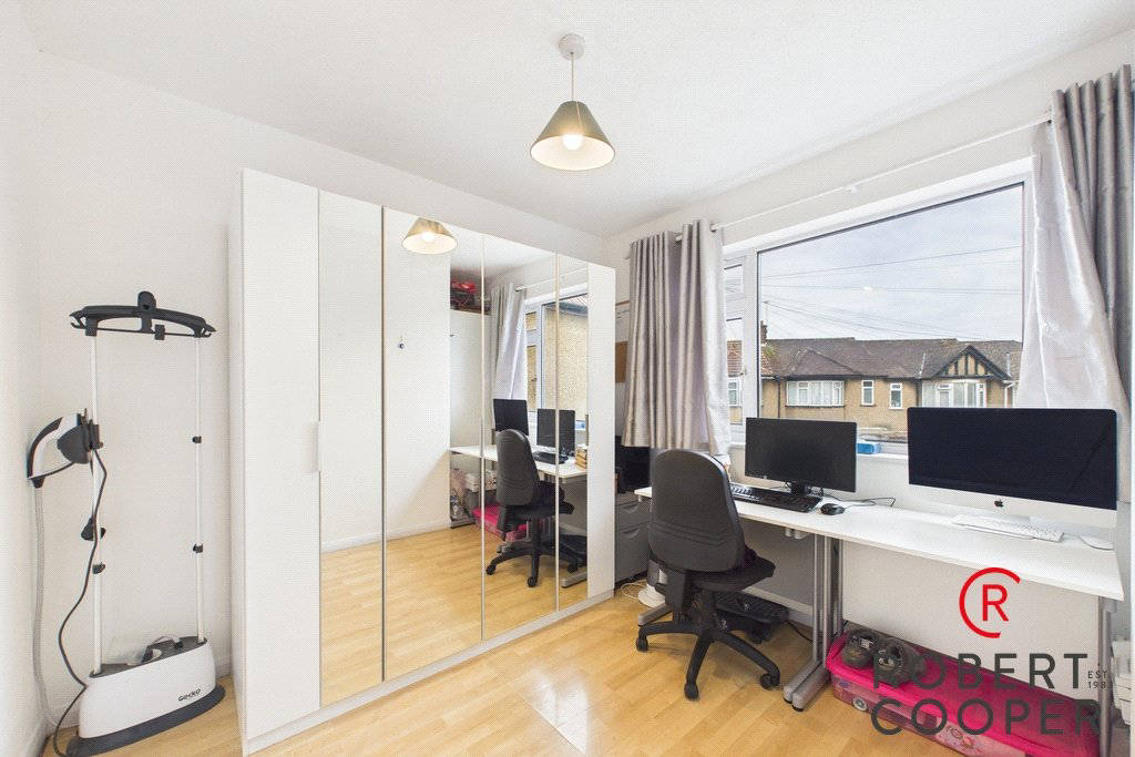 Dulverton Road, Ruislip, HA4, photo 10