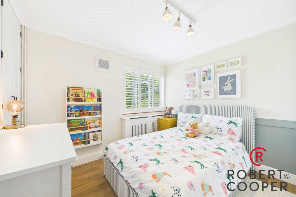 Somerford Close, Pinner, HA5, photo 5
