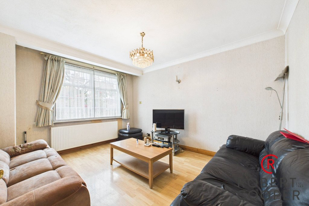 West End Road, Ruislip, HA4, photo 2