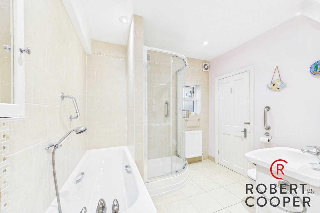 Dartmouth Road, Ruislip, HA4, photo 12