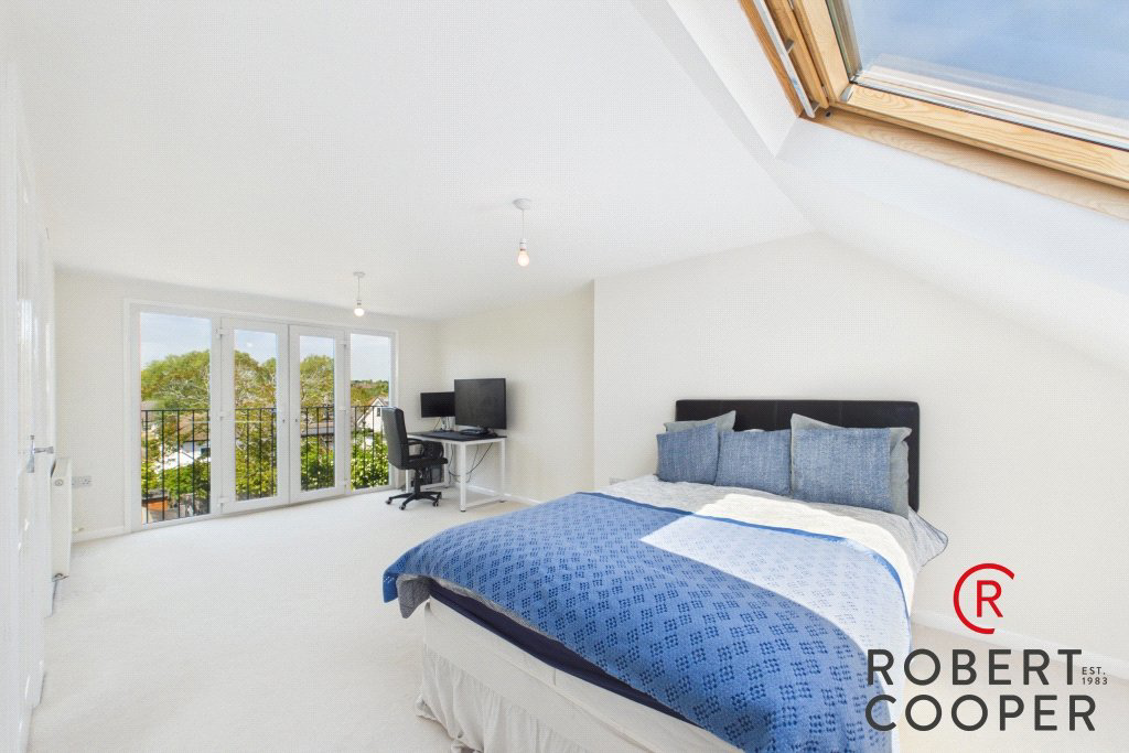 Greencroft Avenue, Ruislip, HA4, photo 7