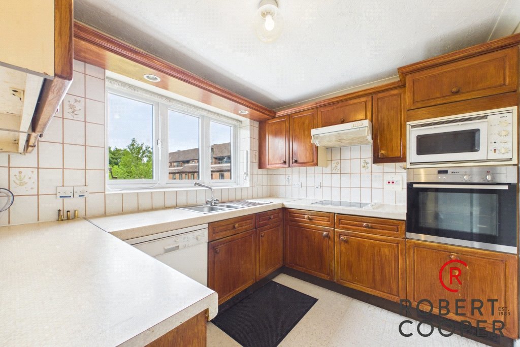 The Forresters, Winslow Close, Eastcote, Pinner, HA5, photo 3