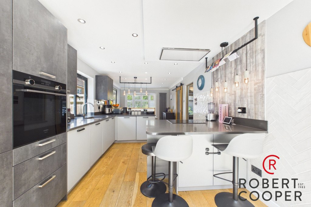 Heron Place, Harefield, UB9, photo 3