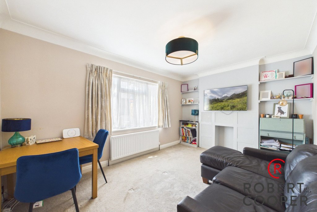 Meadow Road, Pinner, HA5, photo 2