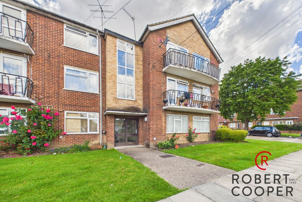 Rydal Way, South Ruislip, Middlesex, HA4, photo 2
