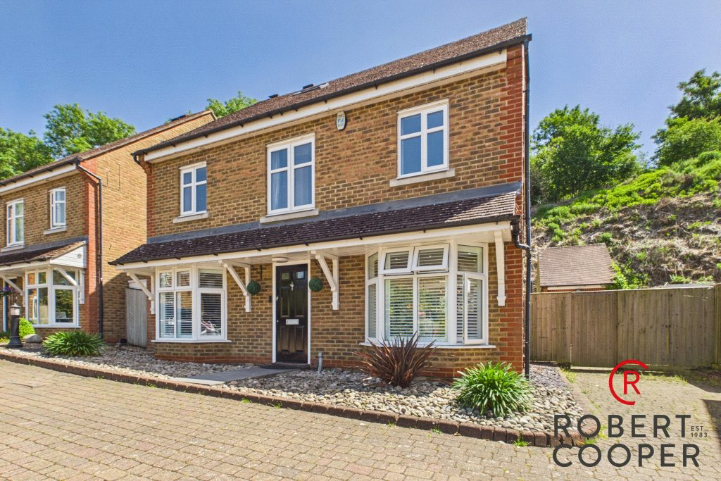 Heron Place, Harefield, UB9