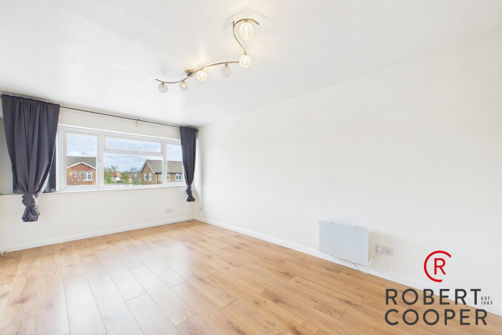 Victoria Road, Ruislip, HA4, photo 9
