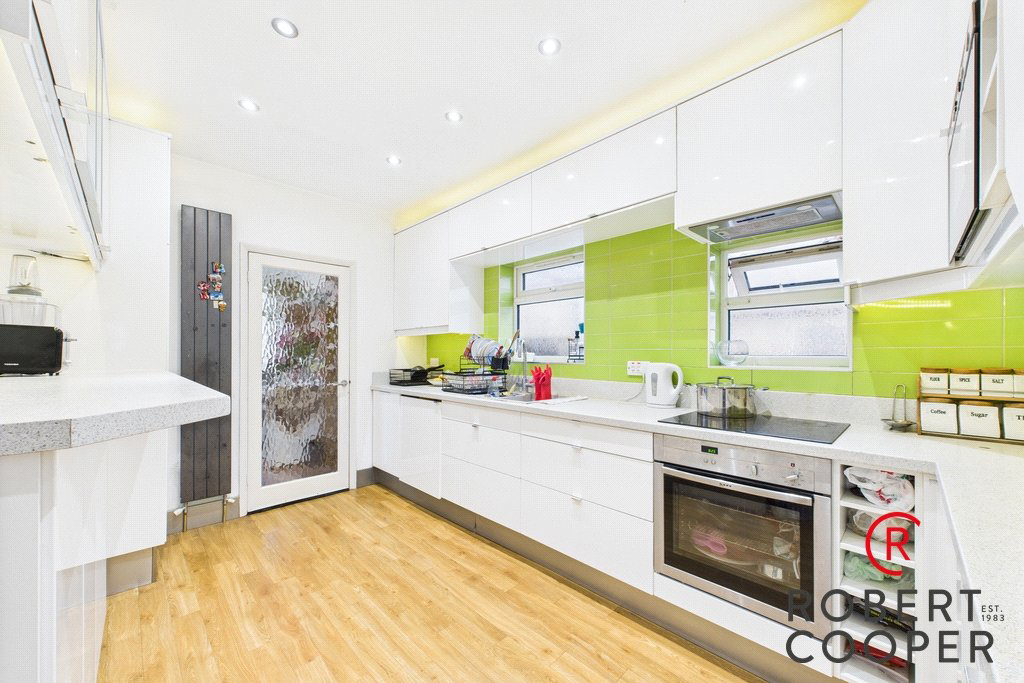Eastern Avenue, Pinner, HA5, photo 2