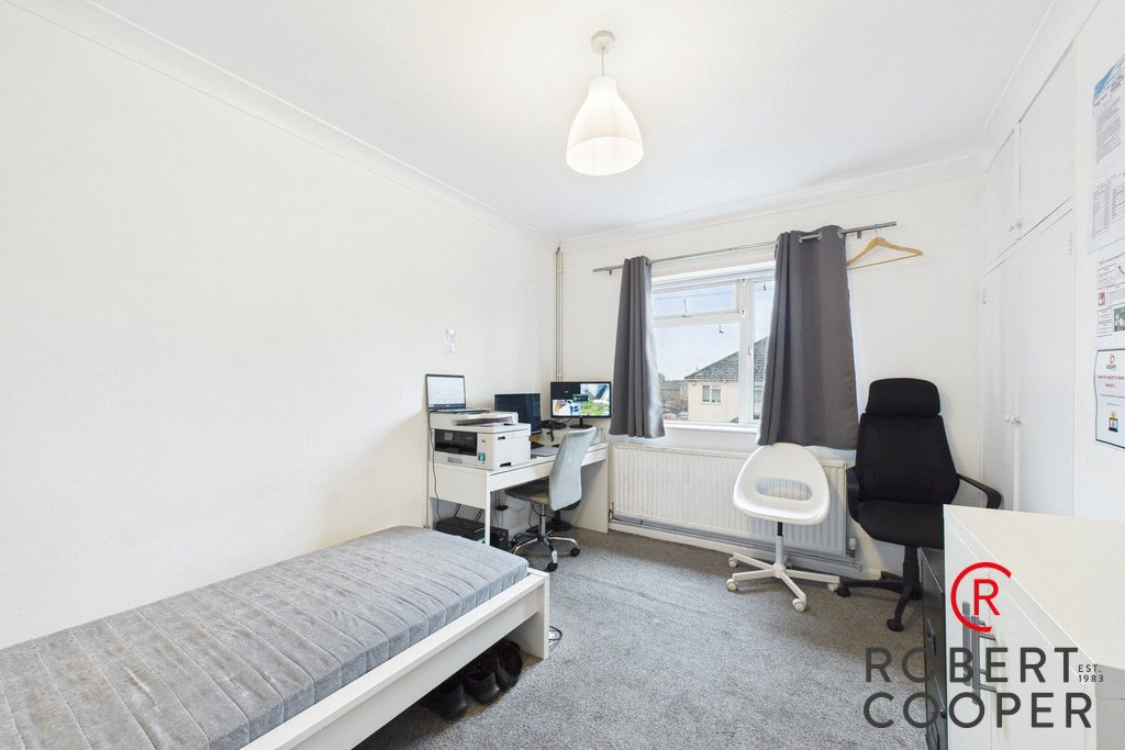 Great Central Avenue, Ruislip, HA4, photo 4