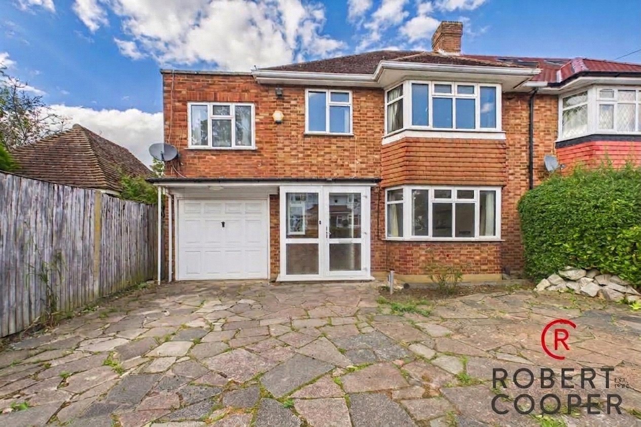Warrender Way, Ruislip, HA4