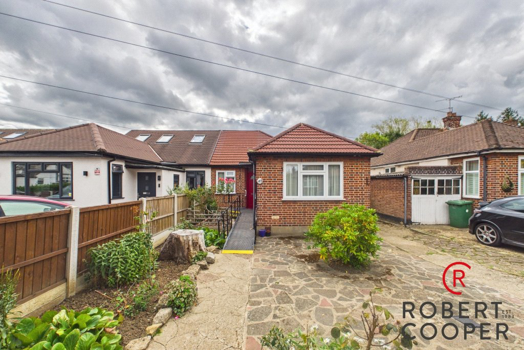 Eastern Avenue, Pinner, HA5