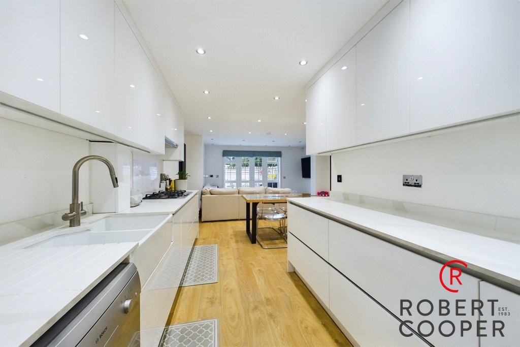 Coleridge Drive, Ruislip, HA4, photo 13