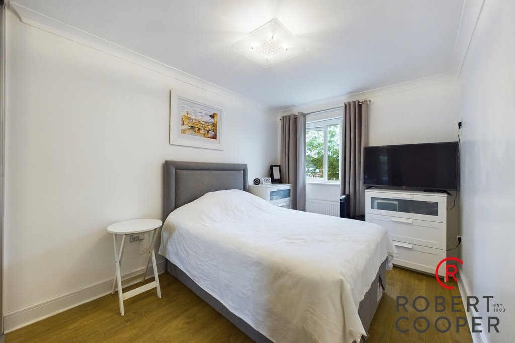 Coleridge Drive, Ruislip, HA4, photo 6