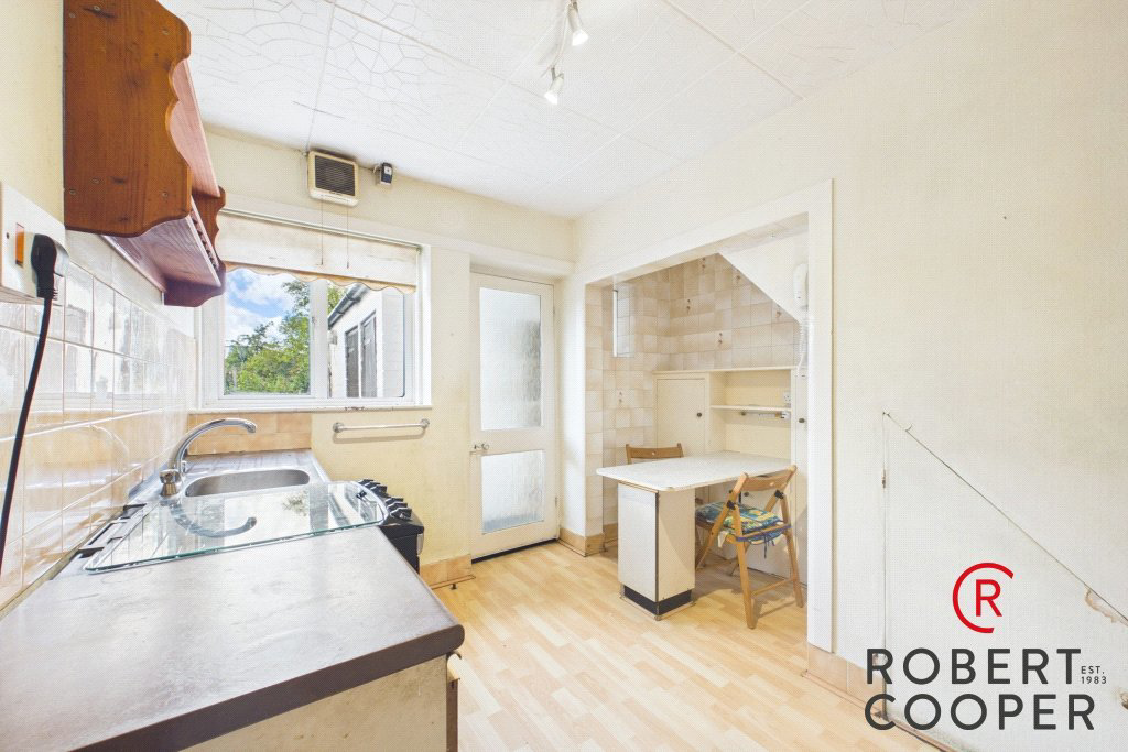 Cleves Way, Eastcote, HA4, photo 4