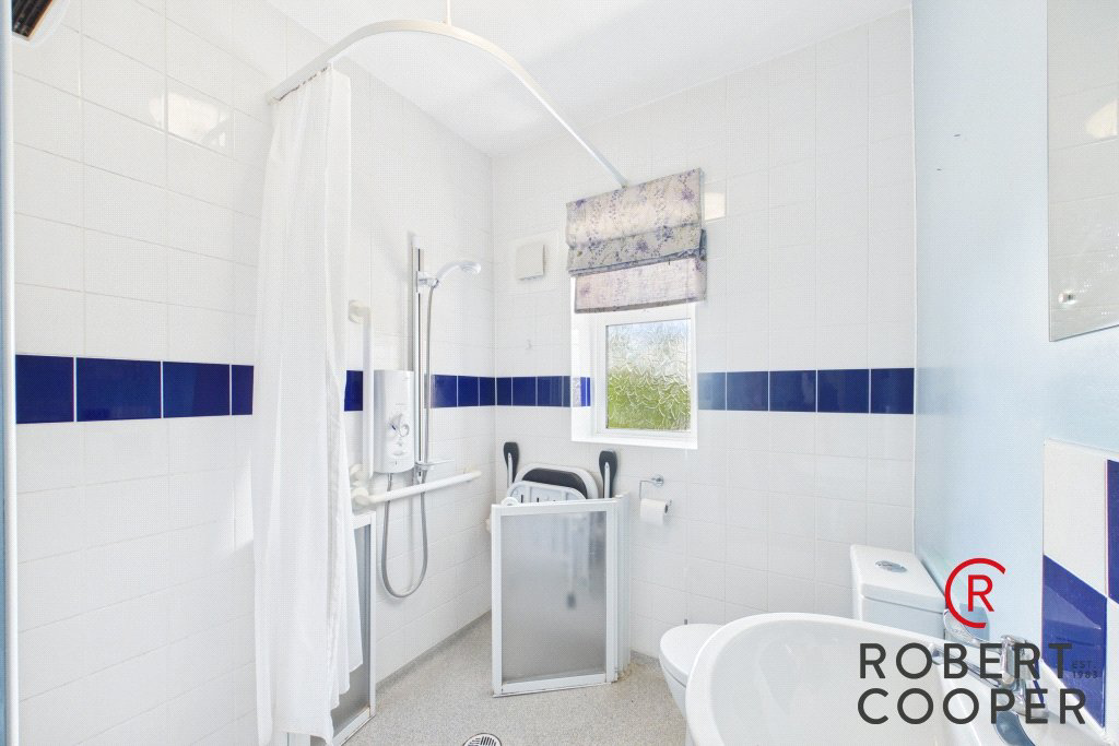 Cleves Way, Eastcote, HA4, photo 7