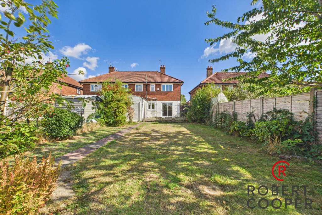 Cleves Way, Eastcote, HA4, photo 9