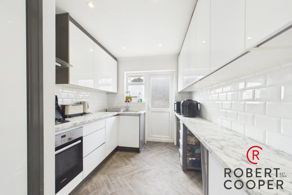 West End Road, Ruislip, HA4, photo 2