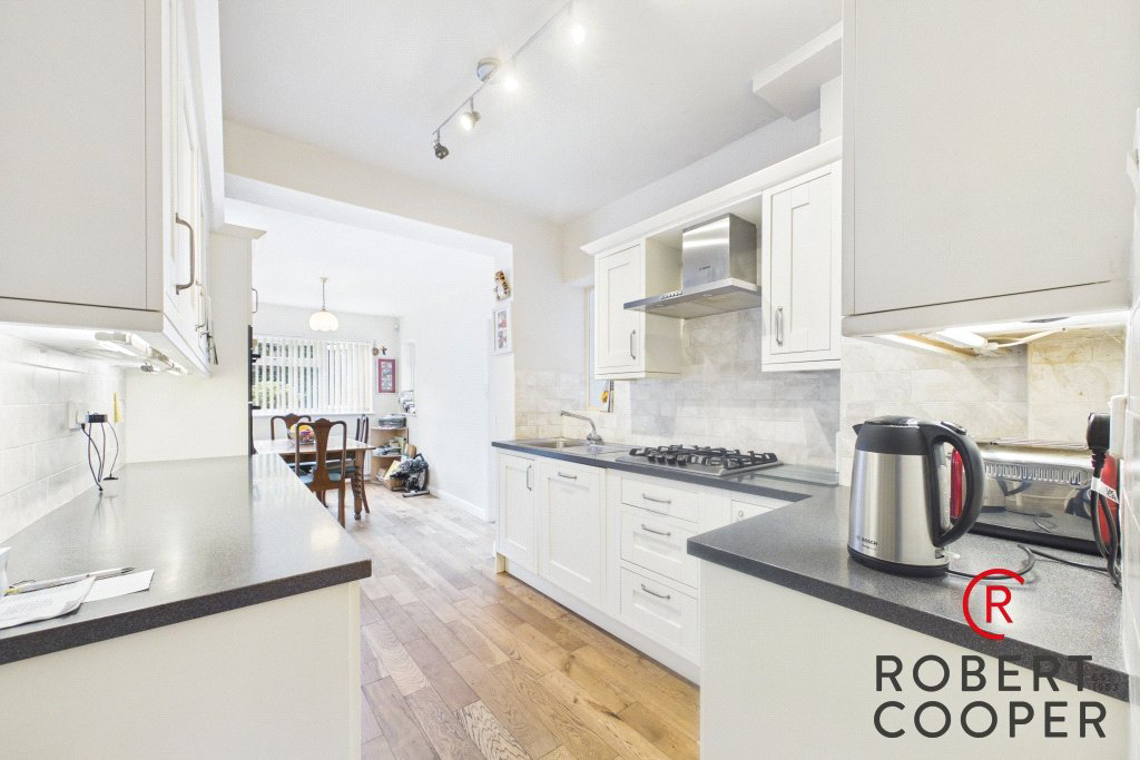 Ferndown, Northwood, HA6, photo 3