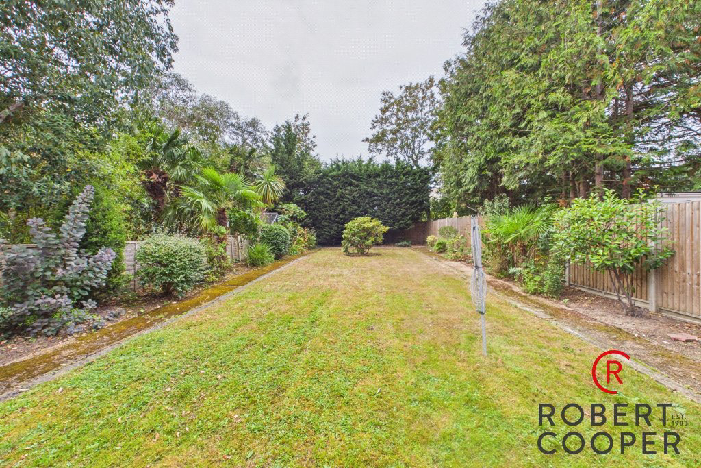 Ferndown, Northwood, HA6, photo 13