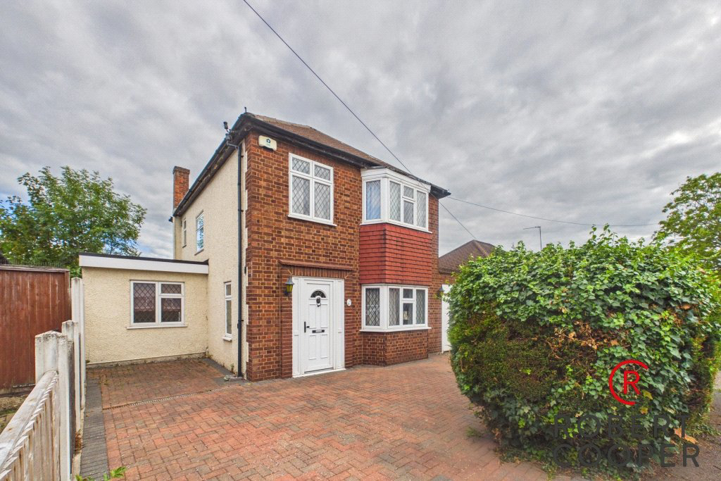 Manor Gardens, Ruislip, HA4