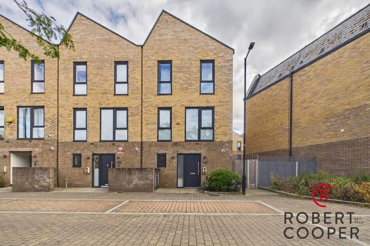 Sandpiper Drive, Harrow, HA2