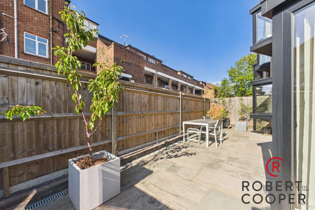 Greycote Place, Ruislip, HA4, photo 11