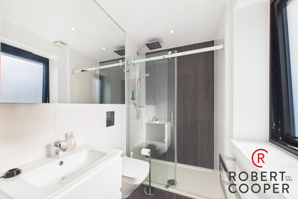 Greycote Place, Ruislip, HA4, photo 9