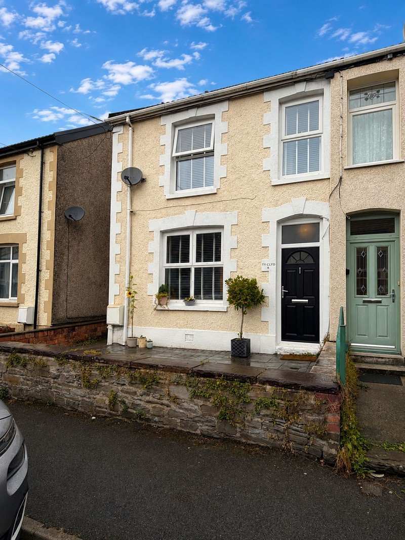 Edward Street, Glynneath, Neath, Neath Port Talbot.