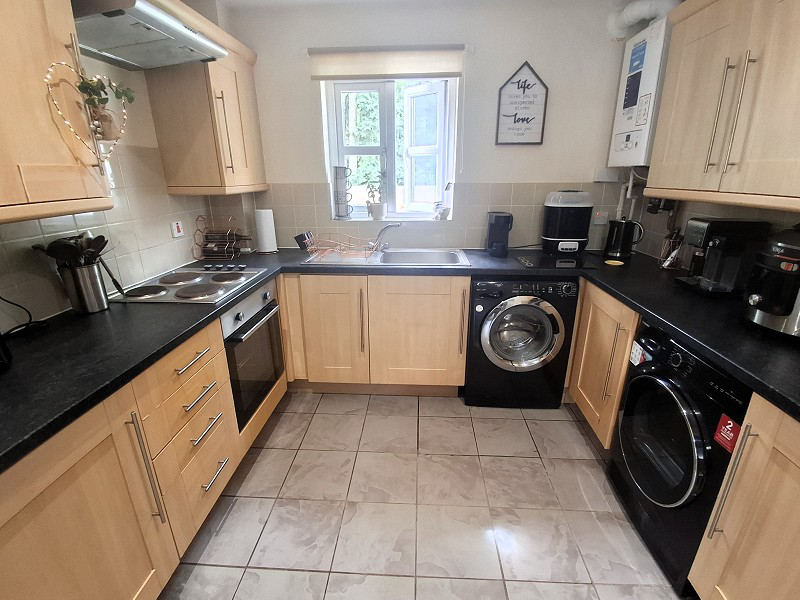 Honddu Court, Brecon, Powys., photo 8