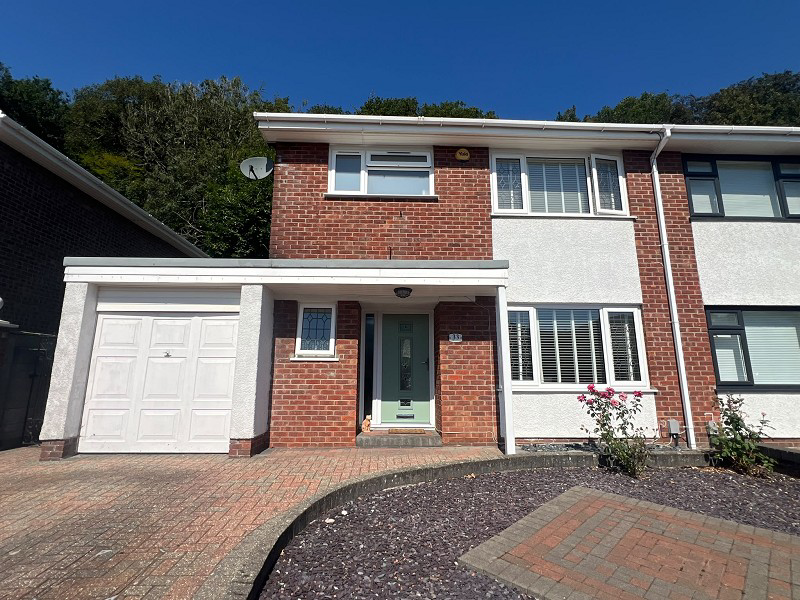 Woodlands Park Drive, Neath, Neath Port Talbot.