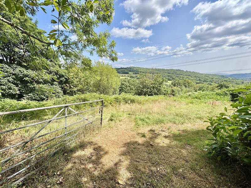 Garth Road, Rhydyfro, Pontardawe, Swansea., photo 2