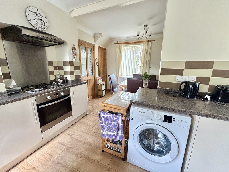 West Crossways, Pontardawe, Swansea., photo 9