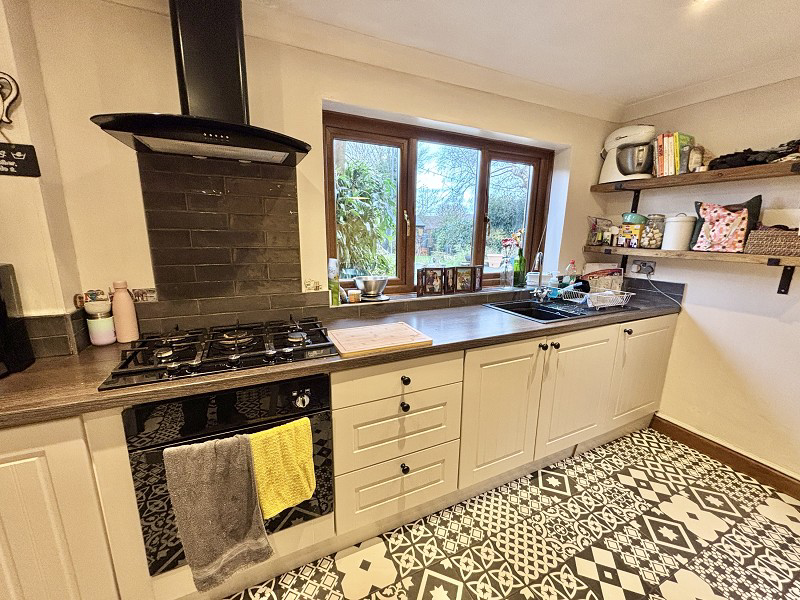 Gwyn Street, Pontardawe, Swansea., photo 10