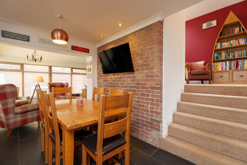 Rose Villas, Skewen, Neath, Port Talbot., photo 11