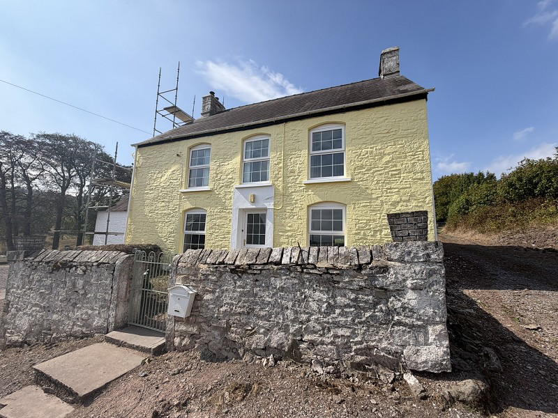 Gwynfe, Llangadog, Carmarthenshire.