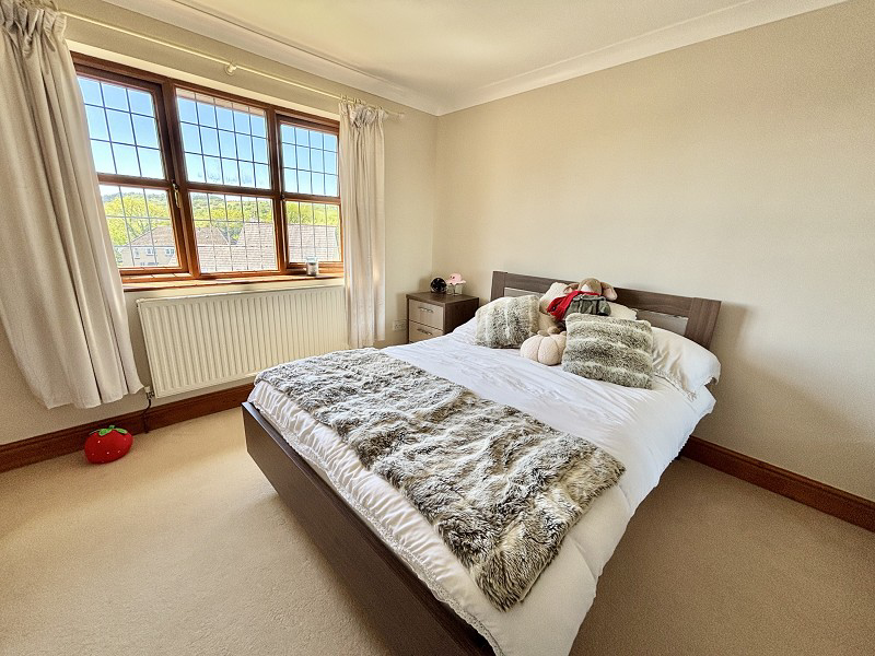 Neath Road, Pontardawe, Swansea., photo 25