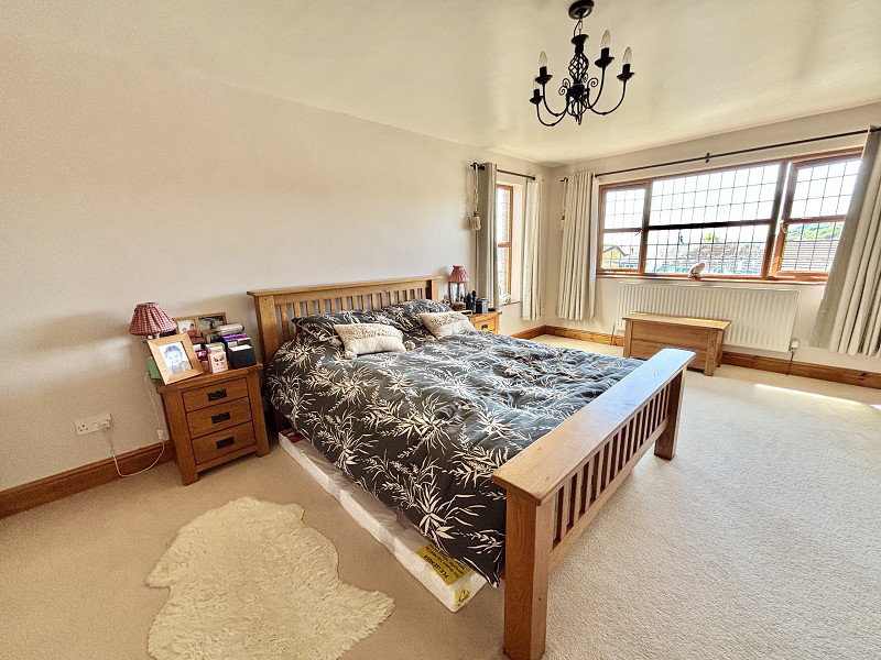 Neath Road, Pontardawe, Swansea., photo 17