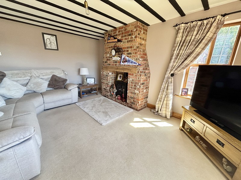 Neath Road, Pontardawe, Swansea., photo 3