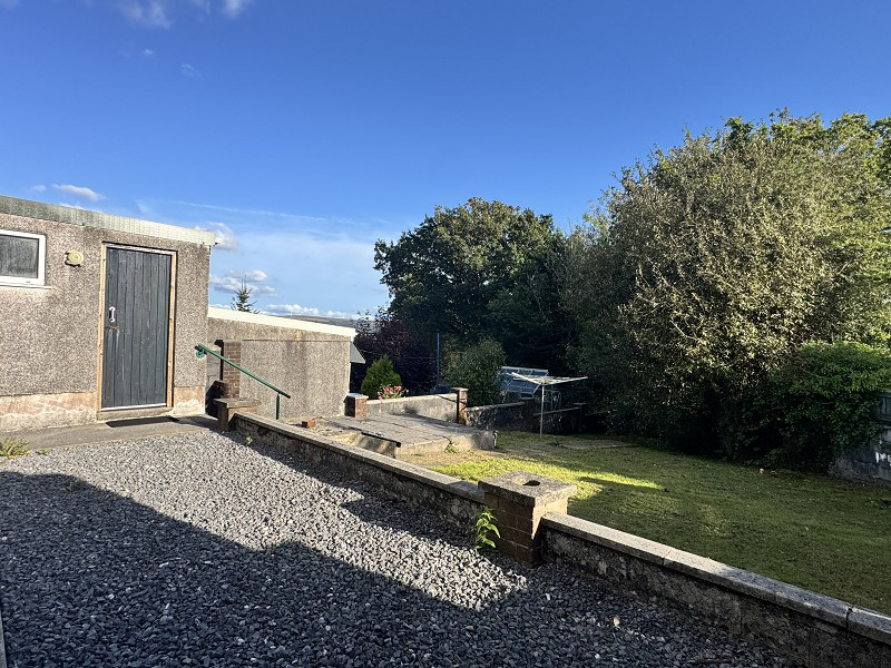 Heol Lotwen, Capel Hendre, Ammanford, Carmarthenshire., photo 14