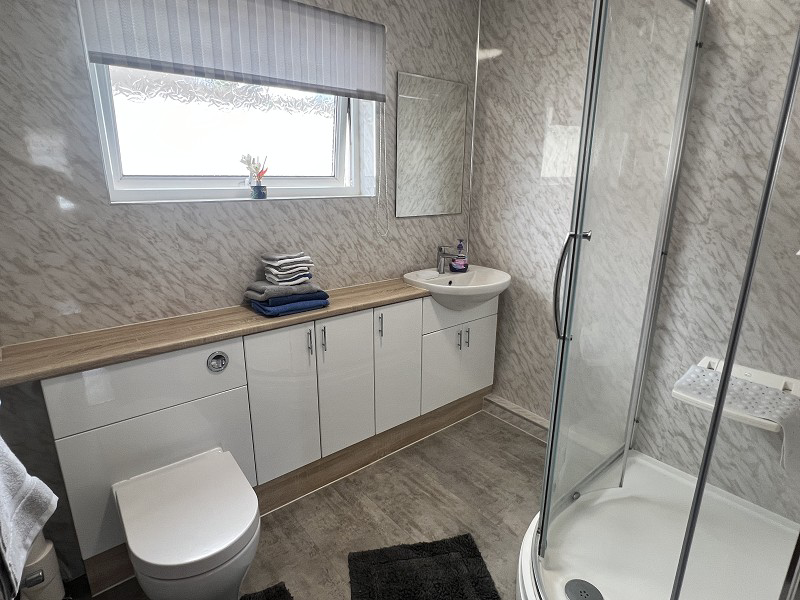 Heol Lotwen, Capel Hendre, Ammanford, Carmarthenshire., photo 8