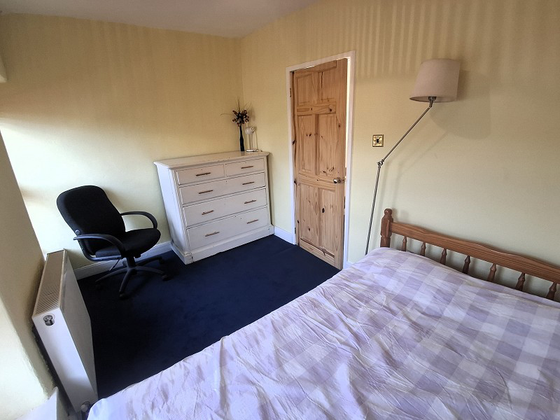 Kensington Place, Brecon, Powys., photo 9