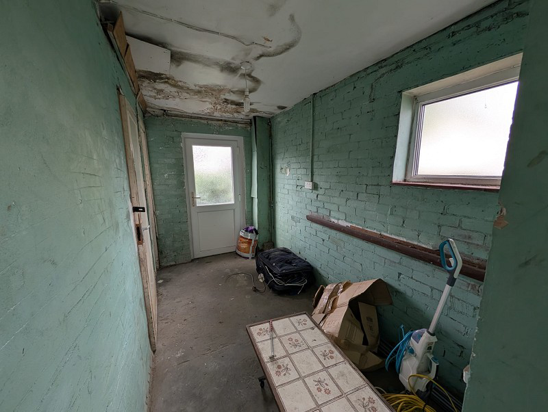 Farm Road, Neath, Port Talbot., photo 8