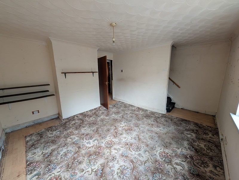 Farm Road, Neath, Port Talbot., photo 2