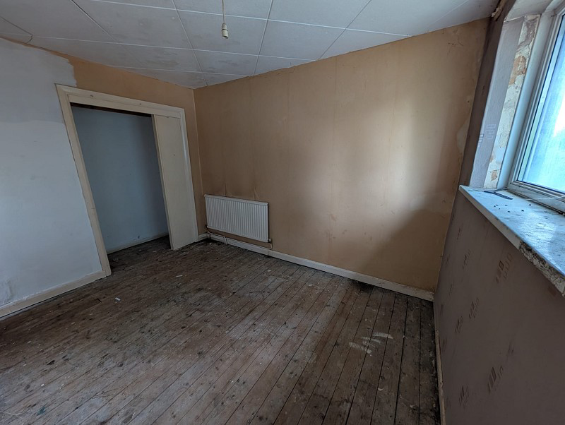 Farm Road, Neath, Port Talbot., photo 6