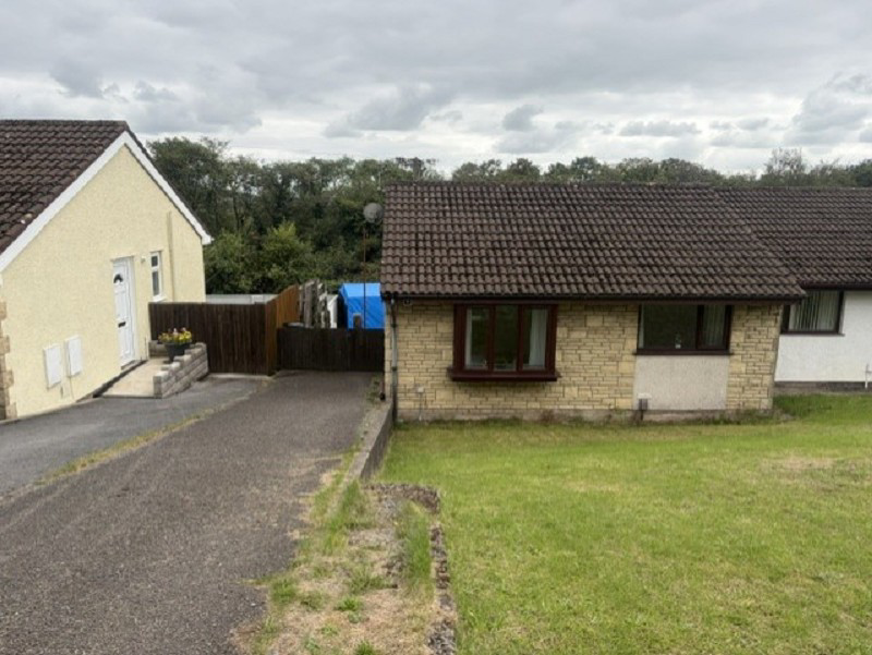 Bay View Gardens, Skewen, Neath, Neath Port Talbot.